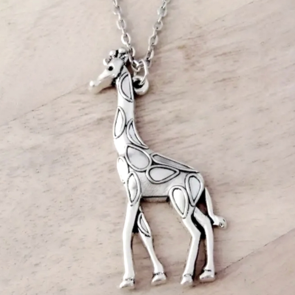 Fashion Jewelry Silver Giraffe Necklace